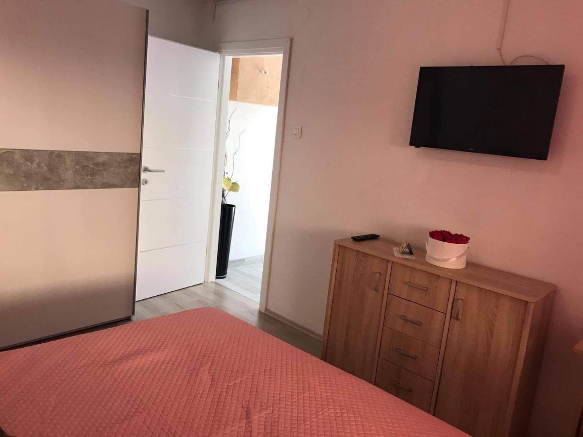 Apartment Jonas Rovinj Bagian luar foto